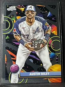 austin-riley__atlanta-braves__base__topps-cosmic__front.webp