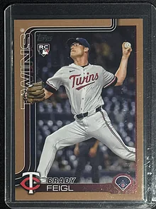 brady-feigl__minnesota-twins__rc__numbered-0799of2025__parallel-gold__front.webp