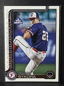 2025_ToppsProDebut_Travis-Sikora_PD-8_front.webp